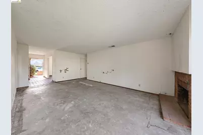 8093 Del Monte Ave, Newark, CA 94560 - Photo 7