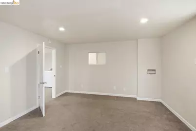 2809 Macdonald Ave, Richmond, CA 94804 - Photo 9