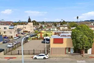 2809 Macdonald Ave, Richmond, CA 94804 - Photo 1