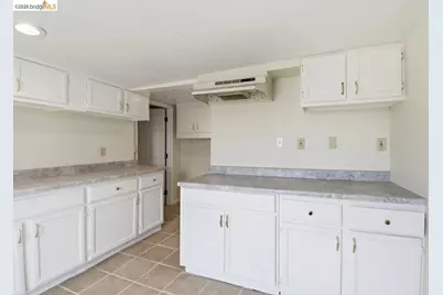 2809 Macdonald Ave, Richmond, CA 94804 - Photo 11