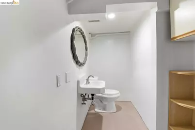 2809 Macdonald Ave, Richmond, CA 94804 - Photo 19