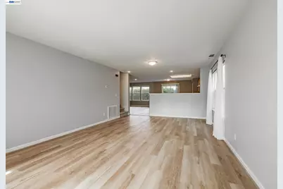 1255 Day Light Dr, Merced, CA 95348 - Photo 5