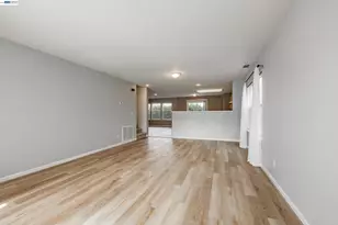 1255 Day Light Dr, Merced, CA 95348 - Photo 5