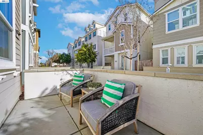 37645 Bay Crest Rd, Newark, CA 94560 - Photo 37