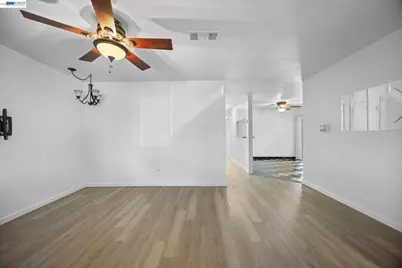 2921 Rimrock Ct, Modesto, CA 95355 - Photo 7