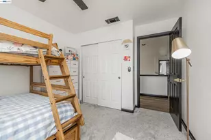 2541 Rowe Dr, Fairfield, CA 94533 - Photo 9