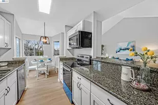 7815 Canyon Meadow Circle, Pleasanton, CA 94588 - Photo 13