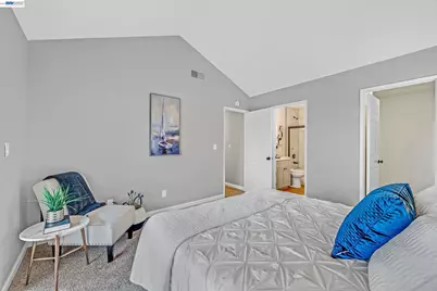 7815 Canyon Meadow Cir #H, Pleasanton, CA 94588 - Photo 17