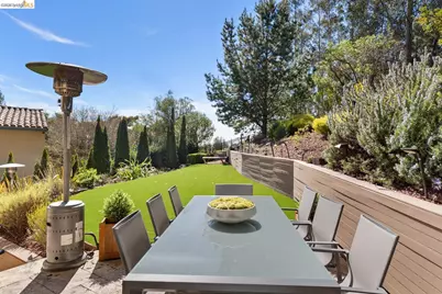 6839 Sherwick Dr, Berkeley, CA 94705 - Photo 49