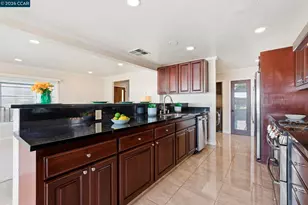 16401 San Pablo Ave, San Pablo, CA 94806 - Photo 13