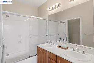 35185 11th St, Union City, CA 94587 - Photo 27