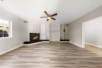 2102 Overhill Rd, Concord, CA 94520 - Photo 37