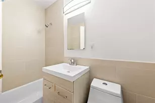 2102 Overhill Rd, Concord, CA 94520 - Photo 11