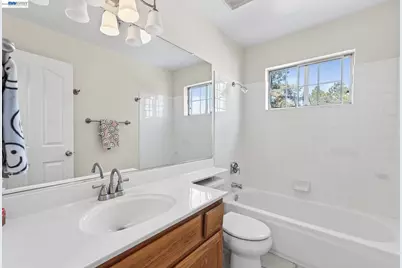 1360 Toulon Ct, Livermore, CA 94551 - Photo 31