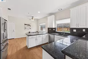 1360 Toulon Ct, Livermore, CA 94551 - Photo 13