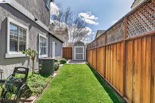 1360 Toulon Ct, Livermore, CA 94551 - Photo 39