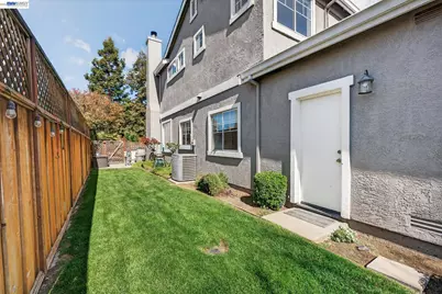 1360 Toulon Ct, Livermore, CA 94551 - Photo 41