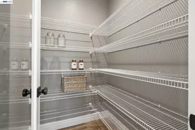 1504 Millennium Way, Fairfield, CA 94533 - Photo 9