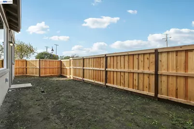 108 Creek View Cir, Fairfield, CA 94533 - Photo 37