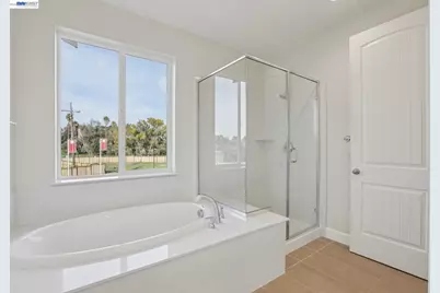 108 Creek View Cir, Fairfield, CA 94533 - Photo 33