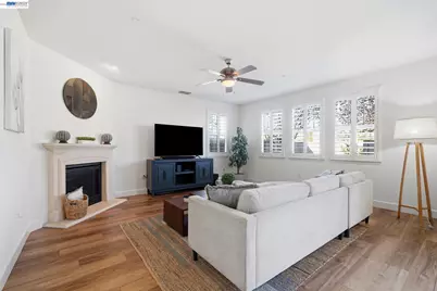 4958 Trescott Ct, Dublin, CA 94568 - Photo 7