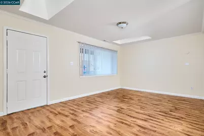 2754 19th St, San Pablo, CA 94806 - Photo 9