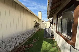 2203 Glenmount Dr, Pittsburg, CA 94565 - Photo 13