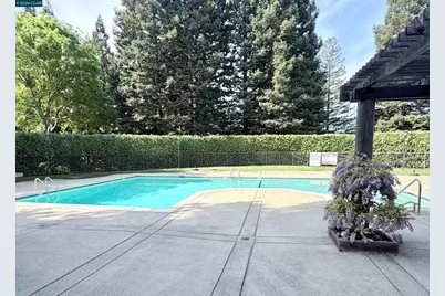 1975 Fair Ridge Ct, Walnut Creek, CA 94597 - Photo 47