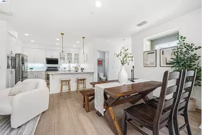 1226 Creekside Way, Milpitas, CA 95035 - Photo 9