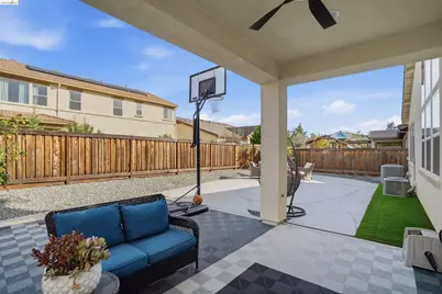 363 Fletcher Ln, Brentwood, CA 94513 - Photo 47