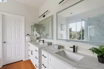 1574 Nobu Dr, San Jose, CA 95131 - Photo 37