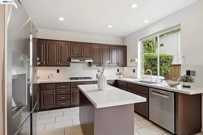 1574 Nobu Dr, San Jose, CA 95131 - Photo 11