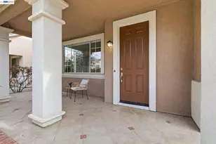 1574 Nobu Dr, San Jose, CA 95131 - Photo 5