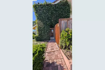 10013 Foxboro Cir, San Ramon, CA 94583 - Photo 41