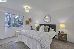 6956 Sayre Dr, Oakland, CA 94611 - Photo 25