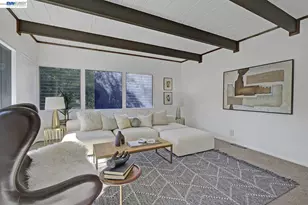 6956 Sayre Dr, Oakland, CA 94611 - Photo 19