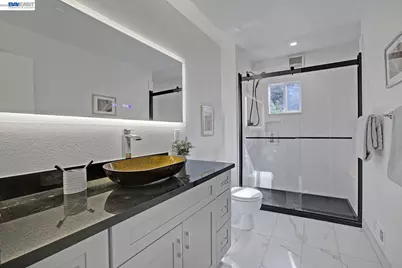 6956 Sayre Drive, Oakland, CA 94611 - Photo 37