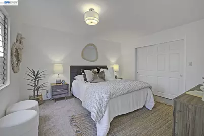 6956 Sayre Drive, Oakland, CA 94611 - Photo 23