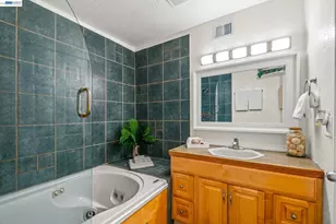 439 Hummingbird Ln, Livermore, CA 94551 - Photo 17