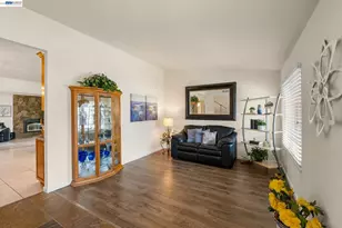 439 Hummingbird Ln, Livermore, CA 94551 - Photo 7