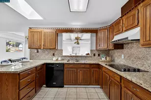 15274 Laverne Dr, San Leandro, CA 94579 - Photo 23