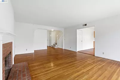 8589 Davona Dr, Dublin, CA 94568 - Photo 7