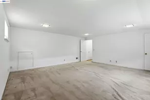 8589 Davona Dr, Dublin, CA 94568 - Photo 15