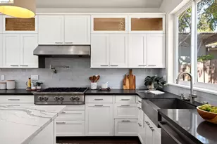 1471 Scenic Ave, Berkeley, CA 94708 - Photo 15