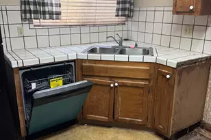 2116 Mt Vernon Dr, Modesto, CA 95350 - Photo 5