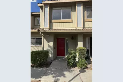 2116 Mt. Vernon Dr. #C, Modesto, CA 95350 - Photo 1