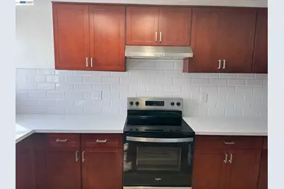 2116 Mt. Vernon Dr. #C, Modesto, CA 95350 - Photo 3