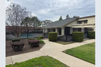 2116 Mt. Vernon Dr. #C, Modesto, CA 95350 - Photo 27