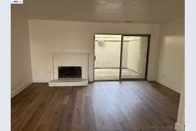 2116 Mt. Vernon Dr. #C, Modesto, CA 95350 - Photo 9