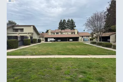2116 Mt. Vernon Dr. #C, Modesto, CA 95350 - Photo 21